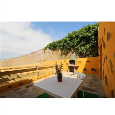 Estrella House *